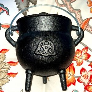 Cast Iron Cauldron
